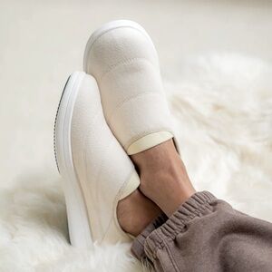 Vessi Sunday Waterproof Wool Shoes US 9